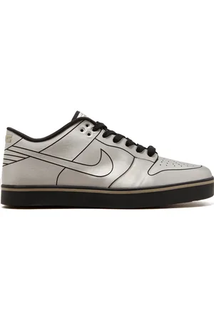 Nike Dunk SE Delorean sneakers