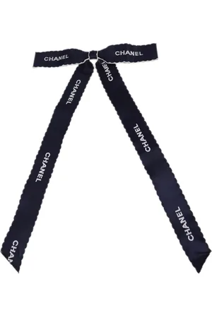 CHANEL 1994 logo-embroidered bow brooch
