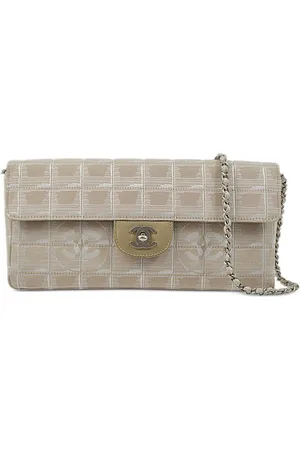 CHANEL 2000 East West Travel Line shoulder bag