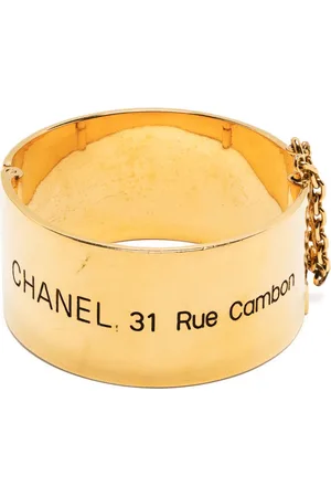 CHANEL 1990s Rue Cambon bangle