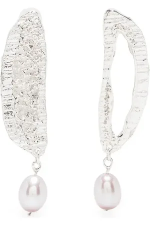 Lee Elea pearl earrings