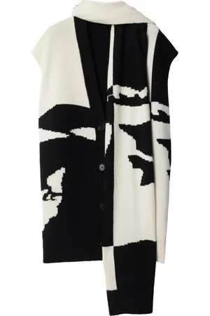 Burberry Equestrian Knight motif cape