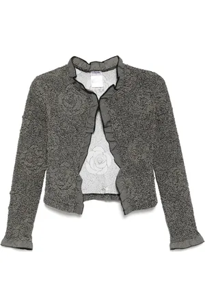 CHANEL 2004 collarless jacket