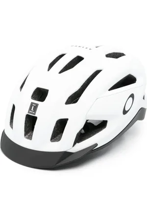 Oakley Aro3 Allroad helmet