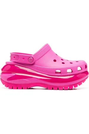 Crocs Classic Mega Crush clogs