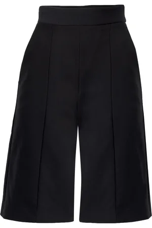 Carolina Herrera Pleated bermuda shorts