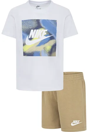 Nike Swoosh logo-print shorts set