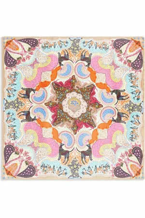 Bimba y Lola Greyhound and leaf-print scarf