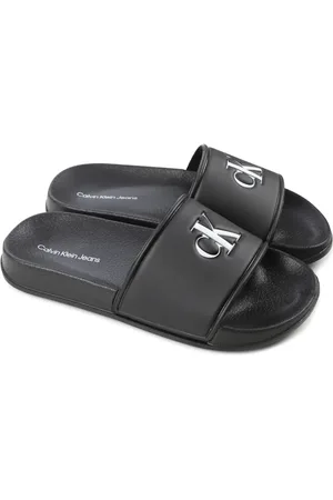 Calvin Klein Logo-debossed slides