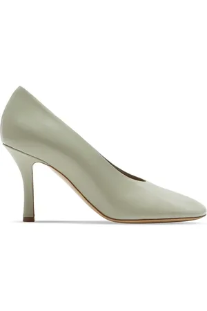 Burberry 85mm slip-on leather pumps