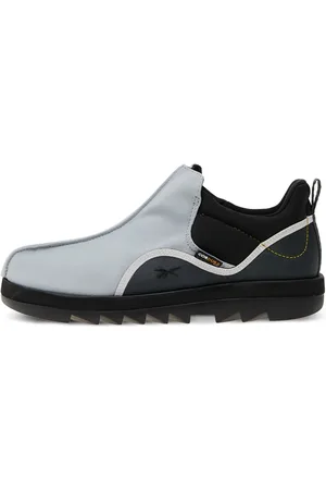 Reebok Logo-debossed sneakers