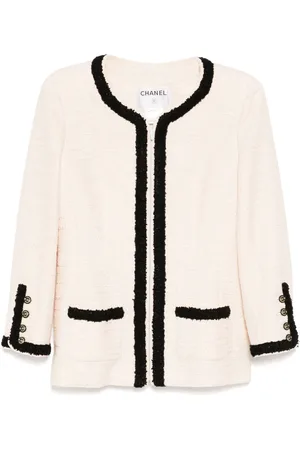 CHANEL 2002 collarless jacket