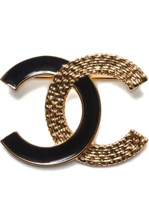 CHANEL 2024 CC brooch