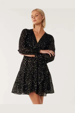 Buy Elodie Flutter Sleeve Dress - Forever New