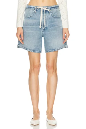 Citizens of Humanity Brynn Drawstring Short in - Denim-Light. Size 23 (also in 24, 25, 26, 27, 28, 29, 30, 31, 32).