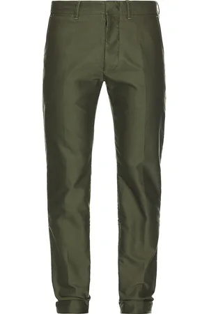 Tom Ford Compact Cotton Chino Pant in - Green. Size 30 (also in ).