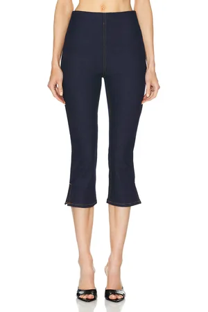 EB DENIM Split Hem Capri in - Denim-Dark. Size L (also in M).