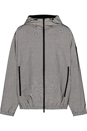 Moncler Sautron Jacket in - Grey. Size 2 (also in 3, 4, 5).