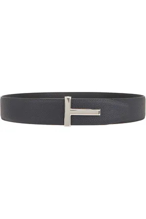 Tom Ford 40 MM Reversible Belt in - Black. Size 80 (also in 85, 90).