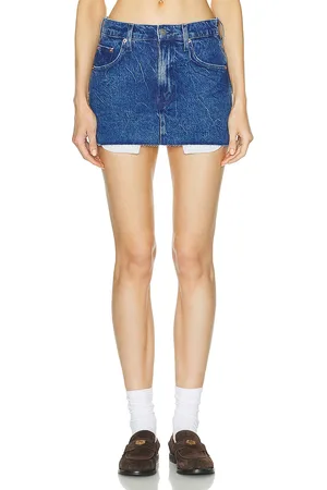 Mother SNACKS! The Fun Dip Micro Cut Skirt in Snap Crackle Pop - Denim-Dark. Size 25 (also in ).