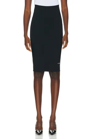 Alaïa Sculpting Skirt in - Black. Size 38 (also in 40).