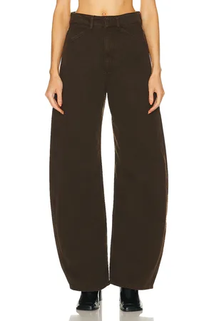 LEMAIRE High Waisted Curved Pant in - Black. Size 38 (also in 42).