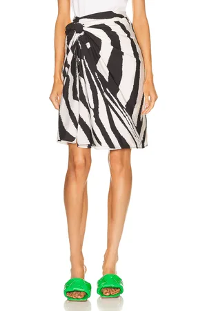 Bottega Veneta Wrap Skirt in - White. Size 36 (also in 38, 40).