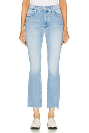 Mother The Insider Crop Step Fray in - Blue. Size 25 (also in 26, 27, 28, 29, 30, 31, 32).