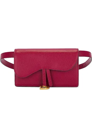 Dior Saddle Belt Bag in - . Size all.