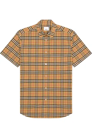 Burberry Simpson Casual Shirt in - Beige. Size L (also in M, S, XL).