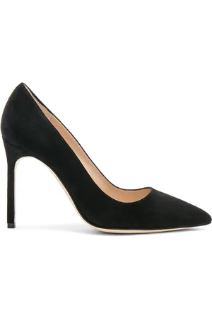Manolo Blahnik BB 105 Suede Pumps in - Black. Size 34 (also in 40.5, 41, 41.5).
