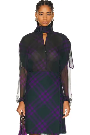 Burberry Long Sleeve Blouse in - Black. Size 8 (also in ).