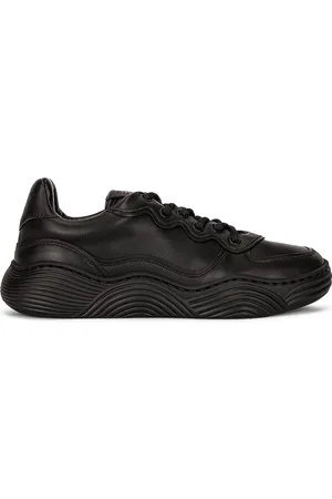 Alaïa Veau Wave Sneakers in - Black. Size 36 (also in 37, 38).