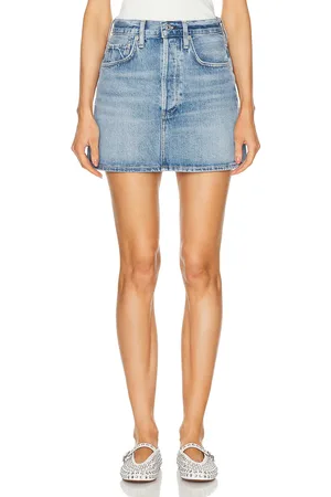 Citizens of Humanity Ramona Mini Skirt in - Denim-Light. Size 24 (also in 25, 26, 28, 33).