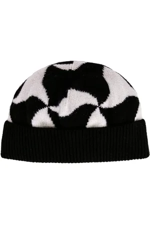 Bottega Veneta Wavy Triangle Wool Beanie in - Black. Size all.