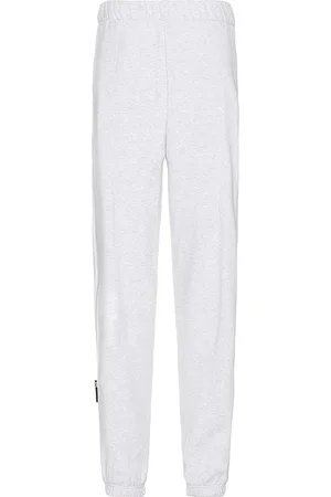 On Running Club Pant in - Grey. Size L (also in M, XL/1X).