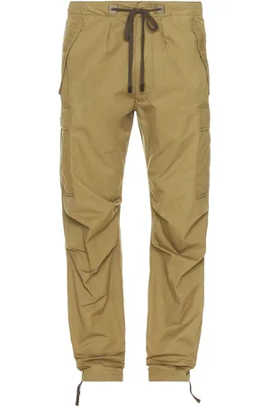 Tom Ford Enzyme Twill Cargo Sport Pant in - Green. Size 30 (also in 34).