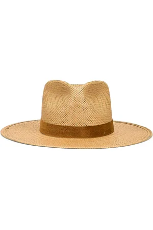Janessa Leone Alexei Hat in - Neutral. Size S (also in ).