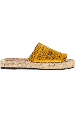 Alaïa Espadrille Flats in - Mustard. Size 35 (also in 36, 37, 38, 41).