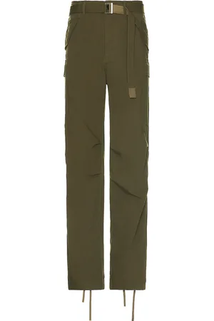 SACAI Rip Stop Pants in - Green. Size 2 (also in 3, 4).