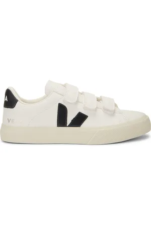 Veja Chromefree Leather Sneaker in - White. Size 35 (also in 36, 37, 38, 39, 40, 41, 42).