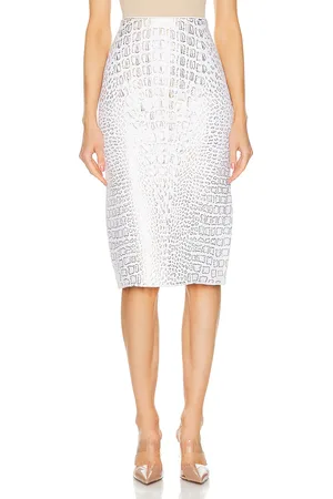 Alaïa Pencil Skirt in - White. Size 34 (also in 36, 40).
