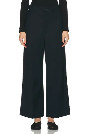 NILI LOTAN Emerald Pant in - Navy. Size 4 (also in ).