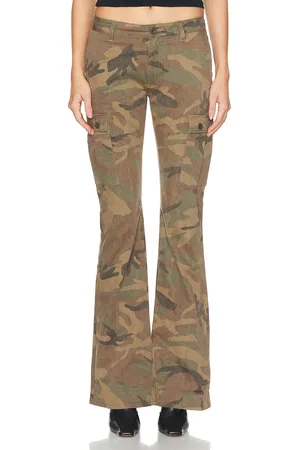 JOHN ELLIOTT Riley Low Rise Utility Boot Pant in - Army. Size 24 (also in 30).