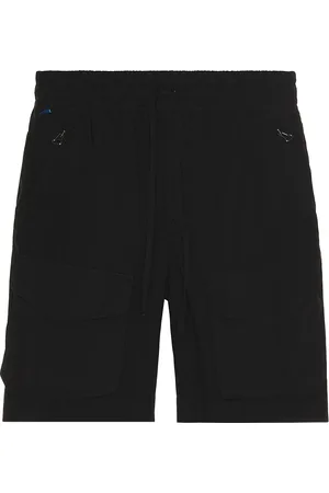 Cotton Citizen Santorini Cargo Short in - Black. Size S (also in ).