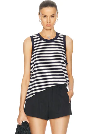 Citizens of Humanity Jessie Modern Muscle Tee in - Navy. Size S (also in ).