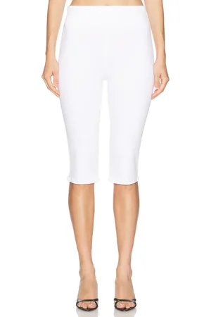 Frame Jetset Capri Pants in - . Size 1 (also in ).