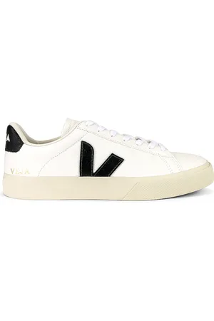 Veja Campo Sneaker in - White. Size 39 (also in 40, 41, 42, 43, 44, 45, 46).