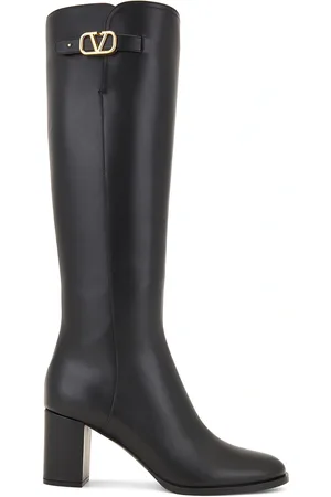 VALENTINO GARAVANI V Logo Signature Boot in - Black. Size 37 (also in 37.5, 38, 38.5, 39, 41).