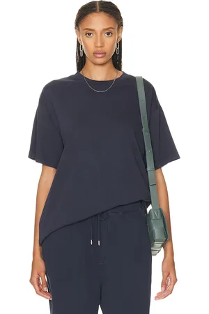 WAO The Relaxed Tee in - Multi. Size S (also in XL/1X, XS).